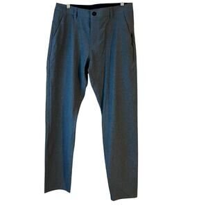 Vuori Men’s Meta Pant Athletic Slim Straight Gray
Active Pant Size 30